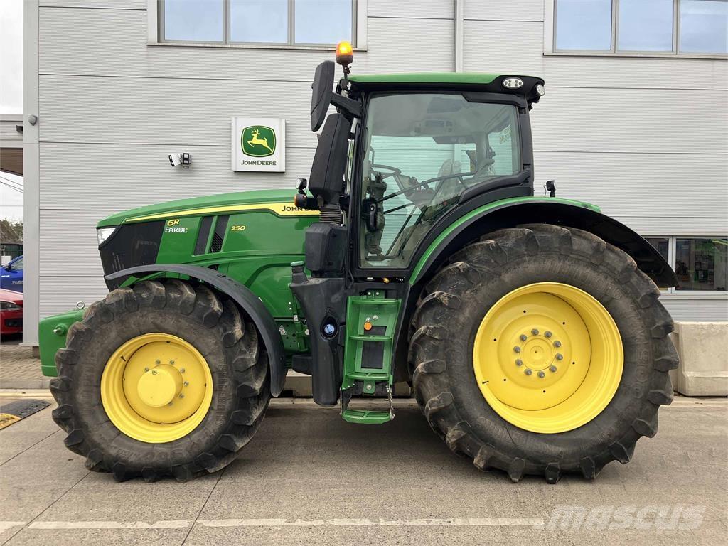 John Deere 6R 250 Τρακτέρ