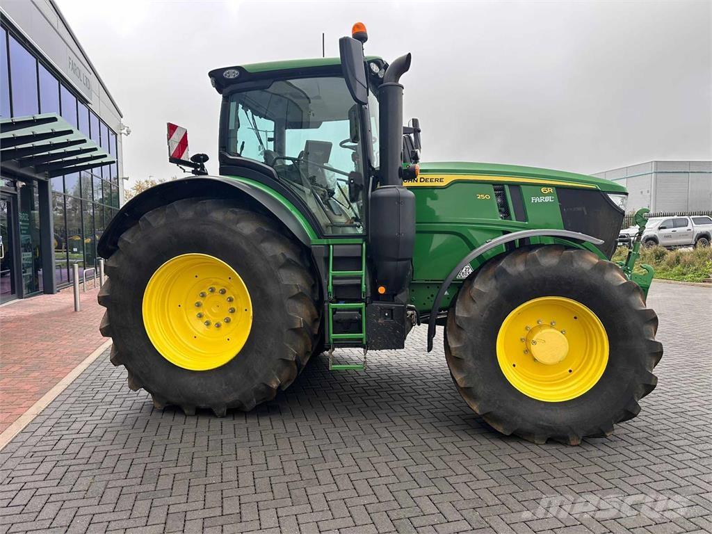 John Deere 6R 250 Τρακτέρ
