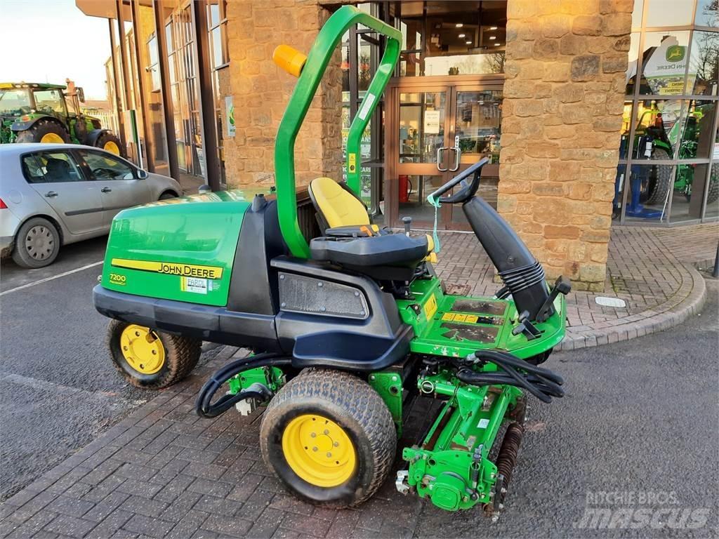 John Deere 7200 Χορτοκοπτικά ώθησης