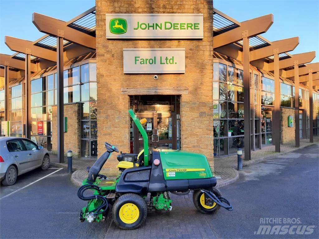 John Deere 7200 Χορτοκοπτικά ώθησης