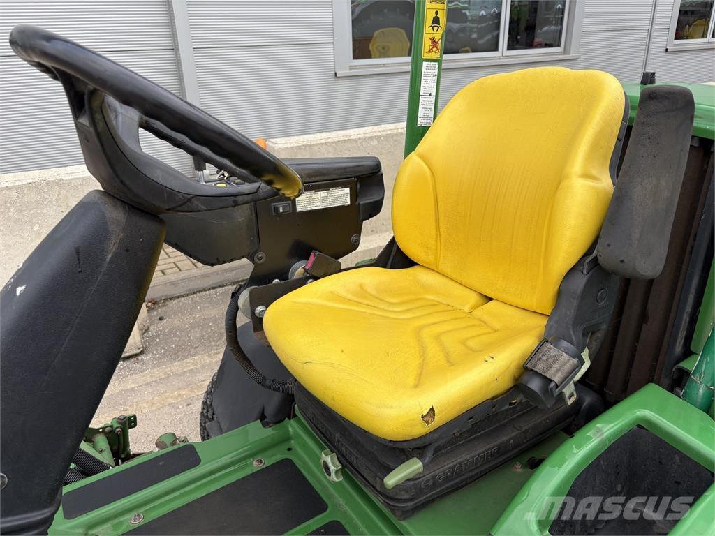 John Deere 7200A Χορτοκοπτικά ώθησης