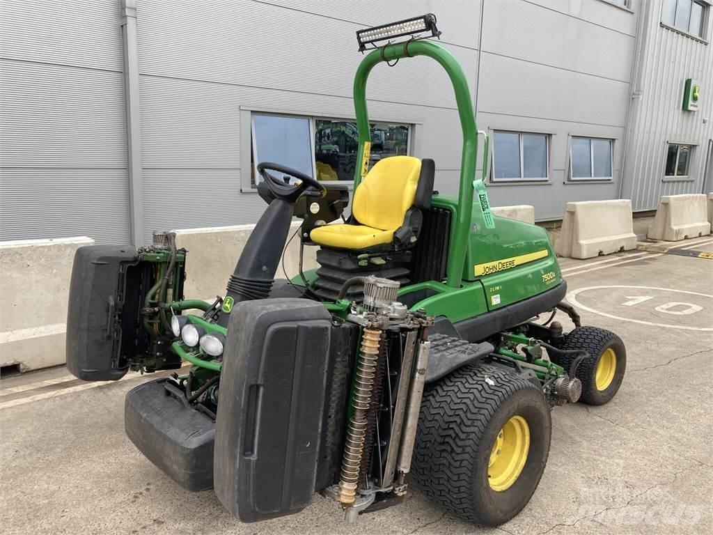 John Deere 7500AE Χορτοκοπτικά ώθησης