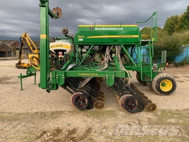 John Deere 750A Σπορείς
