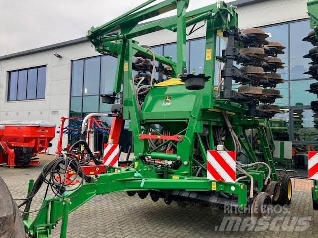 John Deere 750A Σπορείς
