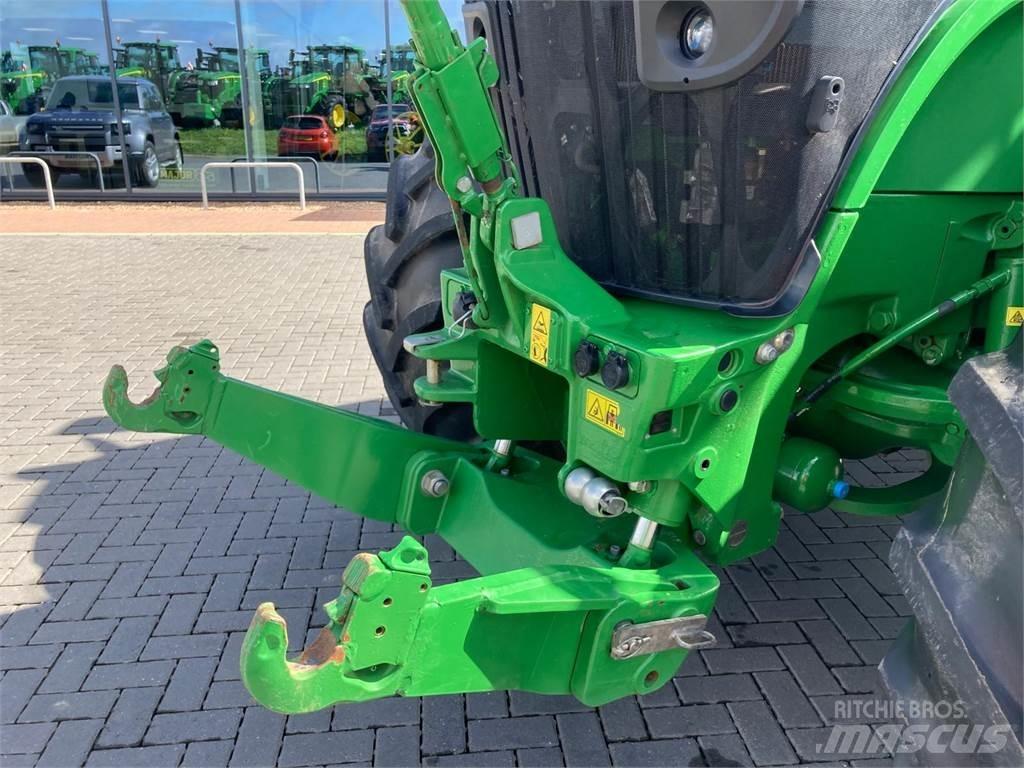 John Deere 7R 310 Τρακτέρ