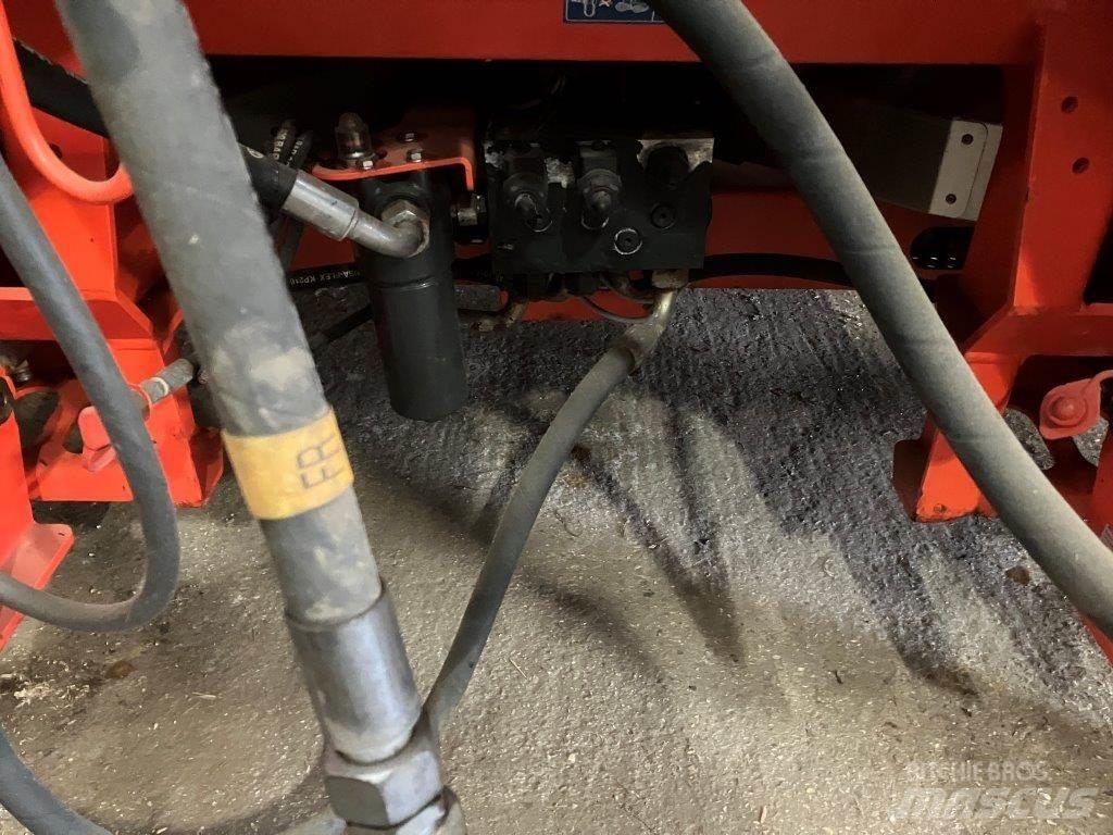 Kuhn Axis 50.2 HEMCW Ψεκαστήρες λιπασμάτων