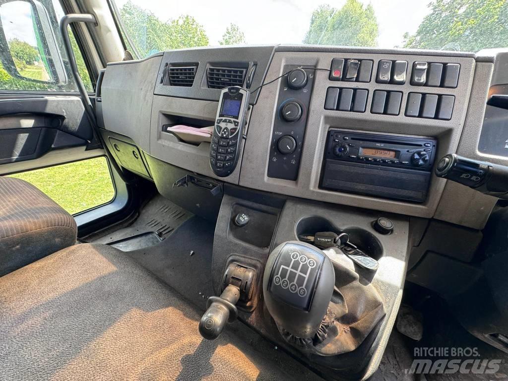 Volvo FL 240 Φορτηγά μεταφοράς ζώων