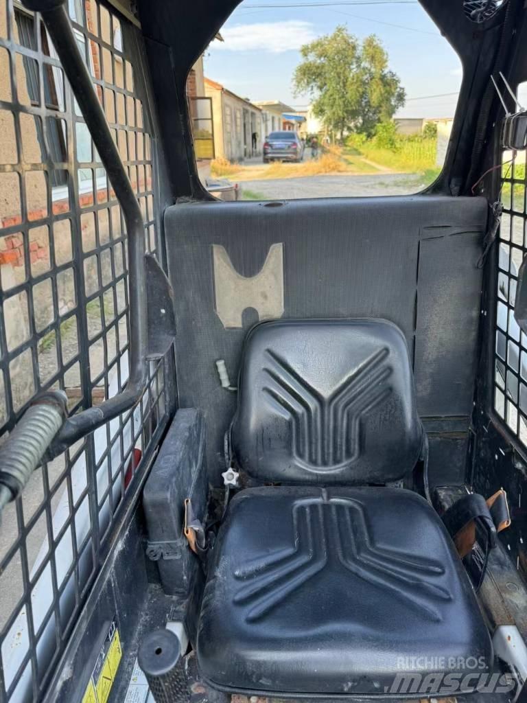 Bobcat S 70 Φορτωτάκια