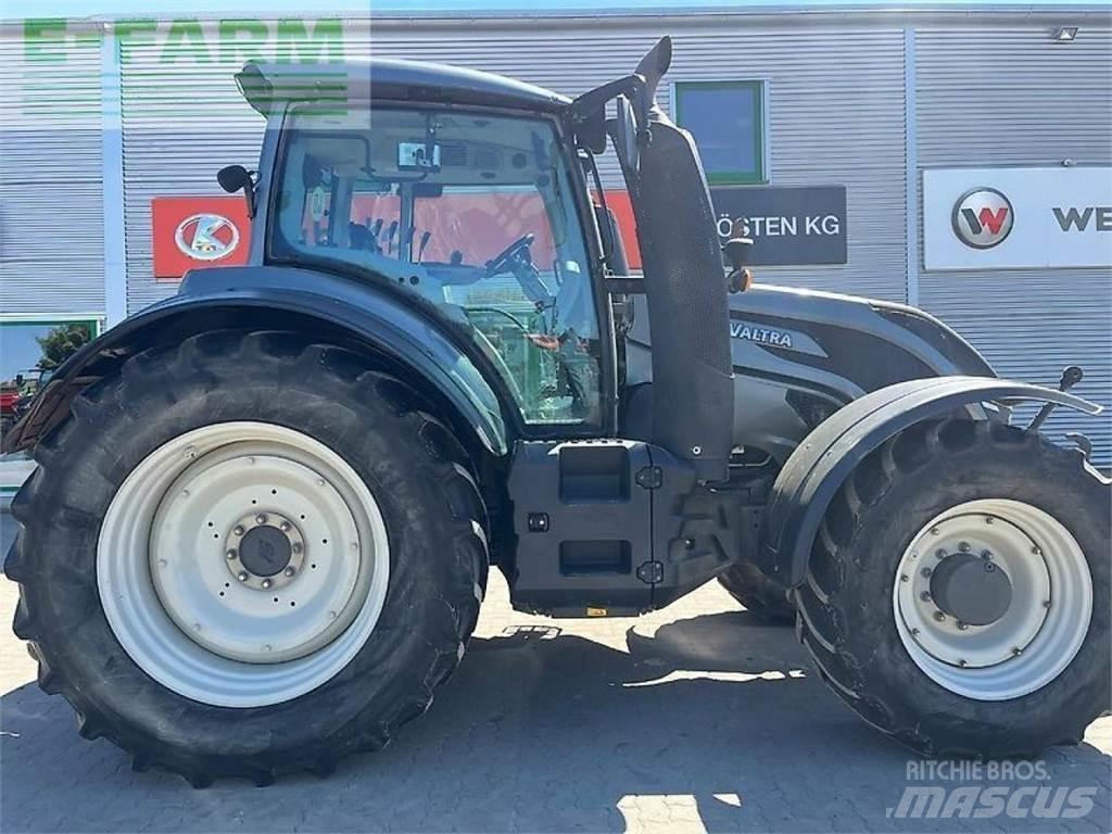 Valtra t174es Τρακτέρ