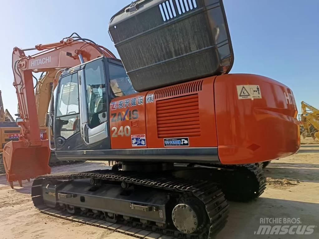 Hitachi ZX 240 Εκσκαφείς με ερπύστριες