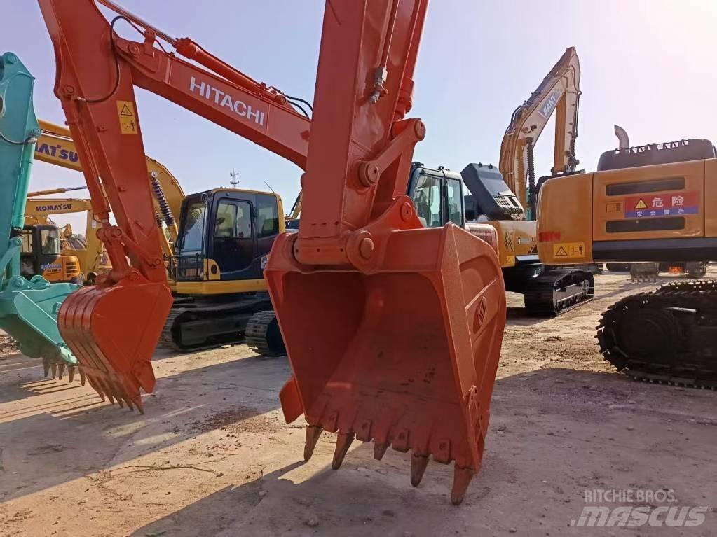 Hitachi ZX 240 Εκσκαφείς με ερπύστριες