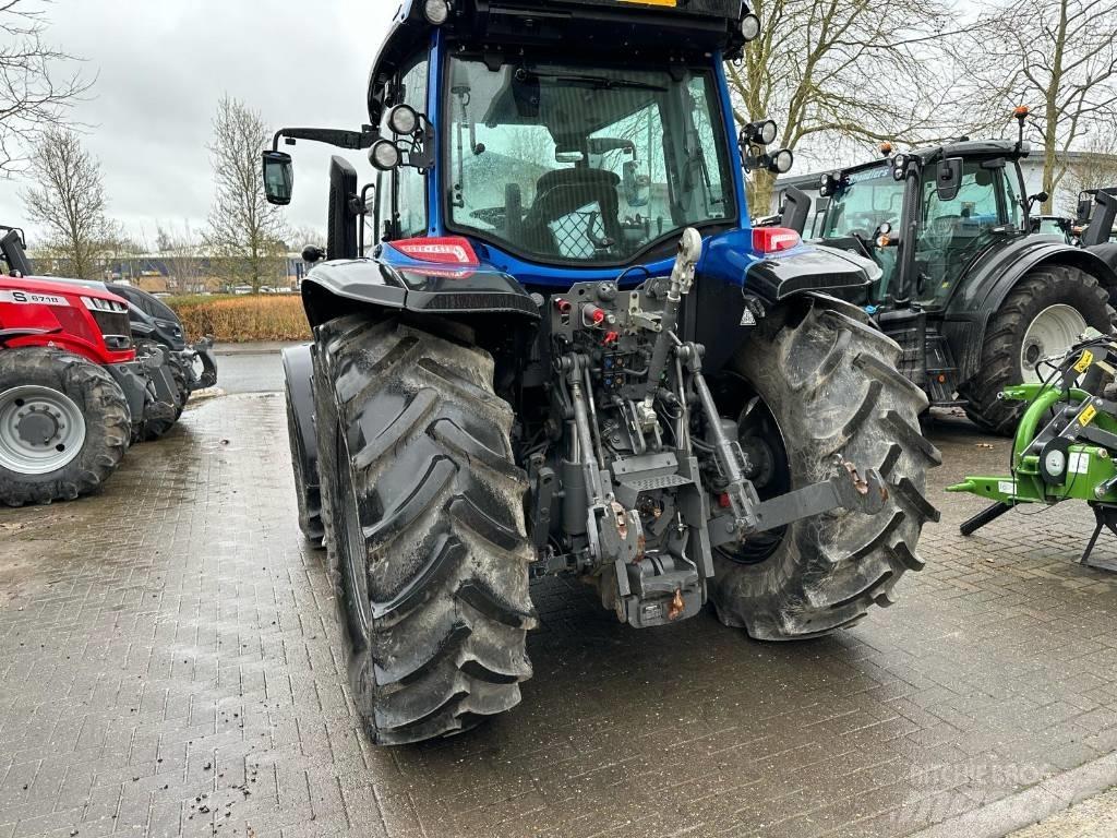 Valtra G125EA Τρακτέρ