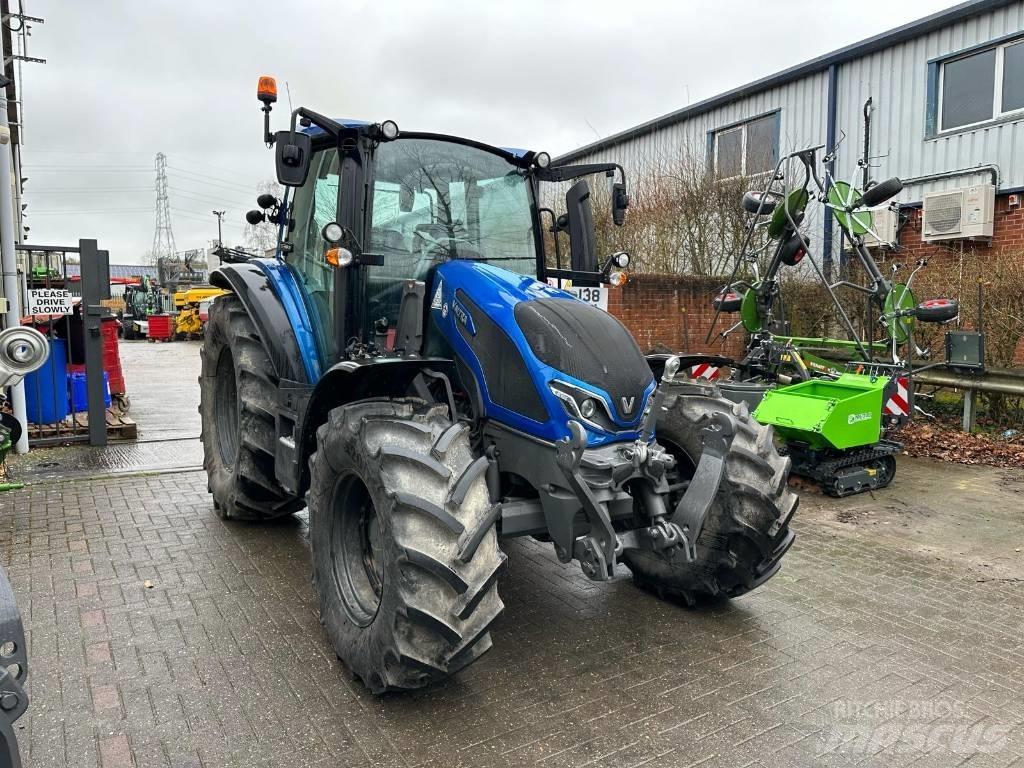 Valtra G125EA Τρακτέρ