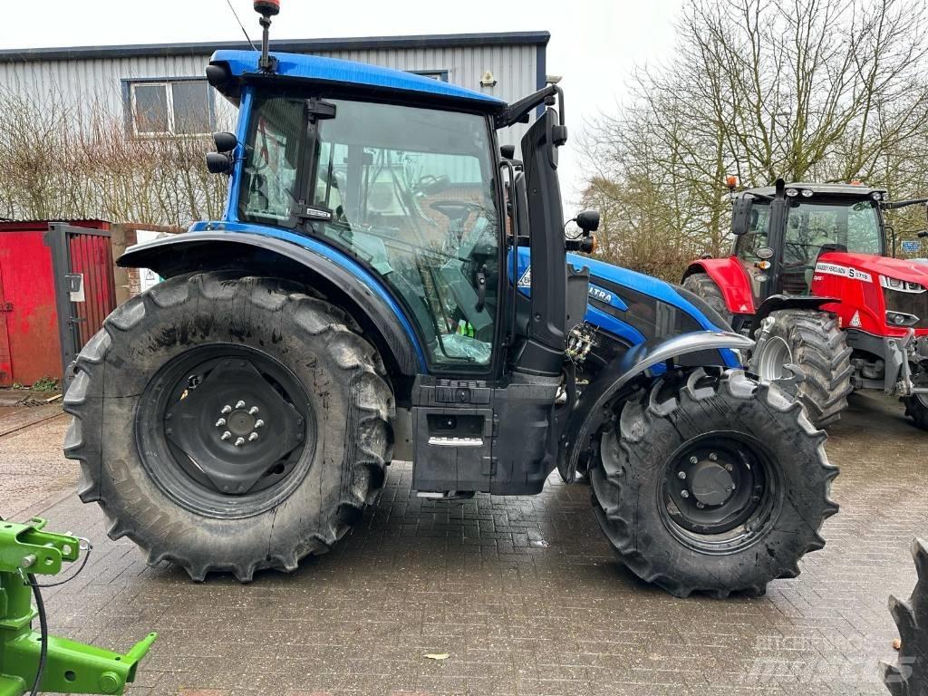 Valtra G125EA Τρακτέρ