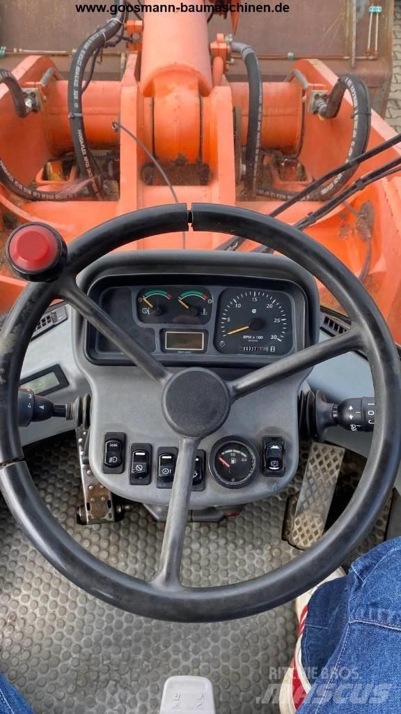 Hitachi LX 210 E Φορτωτές με λάστιχα (Τροχοφόροι)