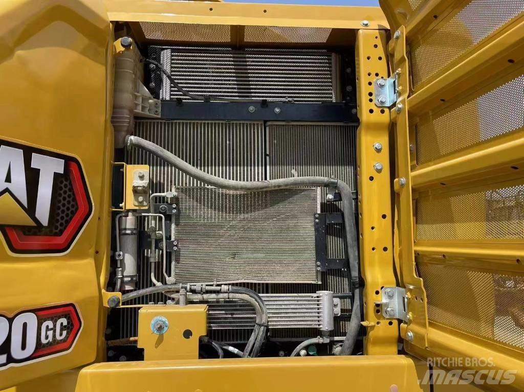 CAT 320GC Εκσκαφείς με ερπύστριες