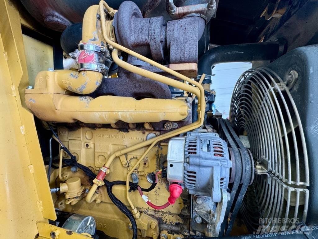 CAT 432 D Εκσκαφείς Φορτωτές τύπου JCB