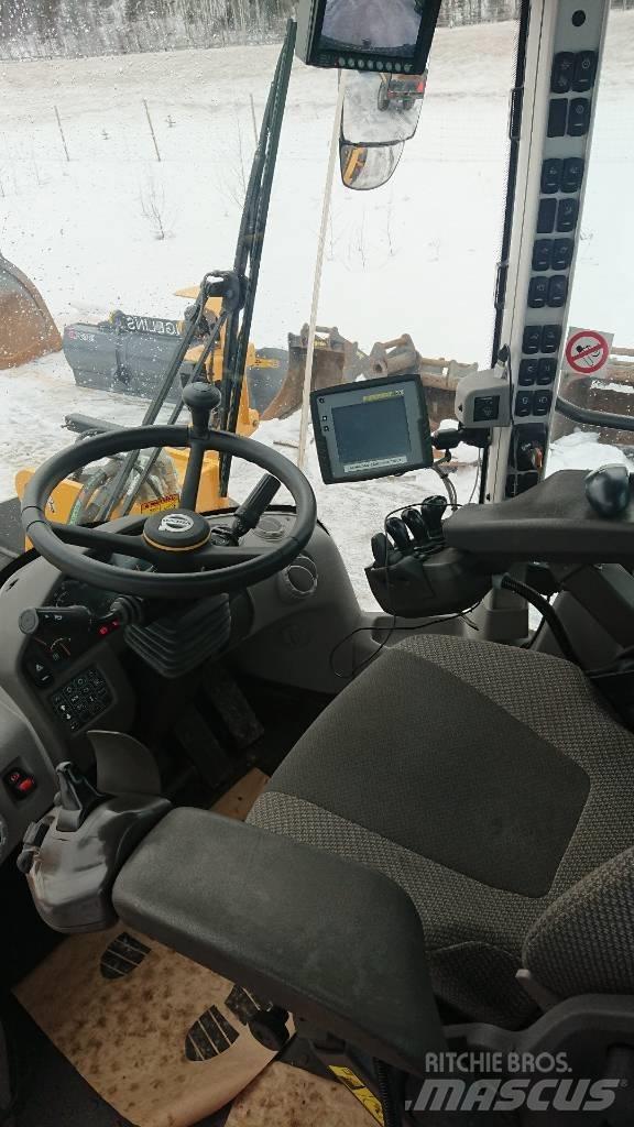 Volvo L120H, UTHYRES Φορτωτές με λάστιχα (Τροχοφόροι)