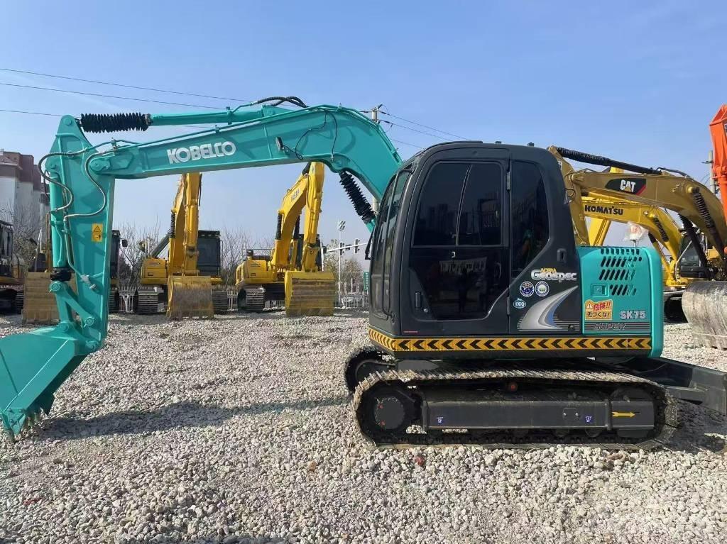 Kobelco SK 75 Εκσκαφείς με ερπύστριες