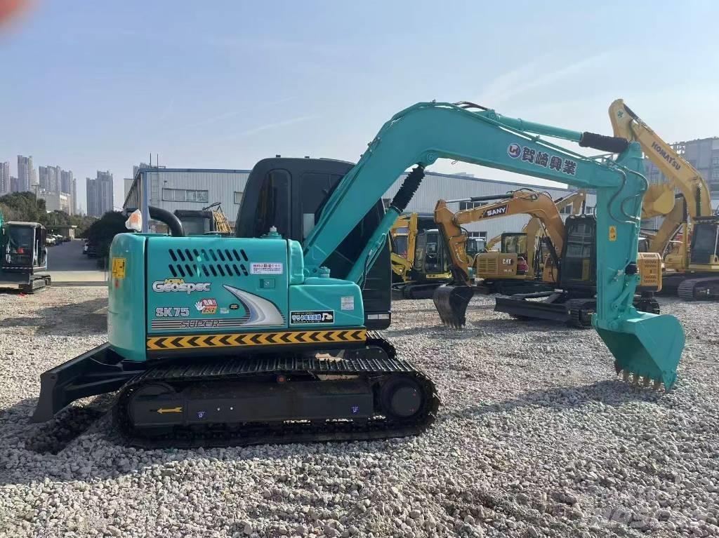 Kobelco SK 75 Εκσκαφείς με ερπύστριες