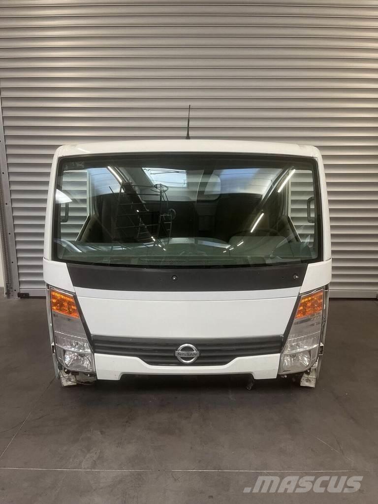 Nissan NT400 Καμπίνες και εσωτερικό