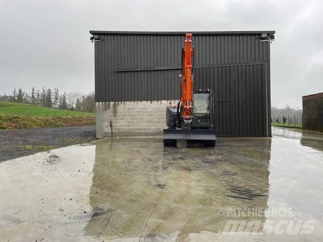 Hitachi 85 USB Μίνι εκσκαφείς 7t - 12t
