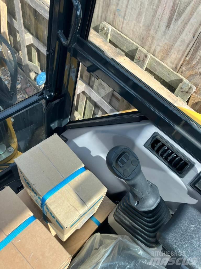 Komatsu PC 26 MR Εκσκαφάκι (διαβολάκι) < 7t