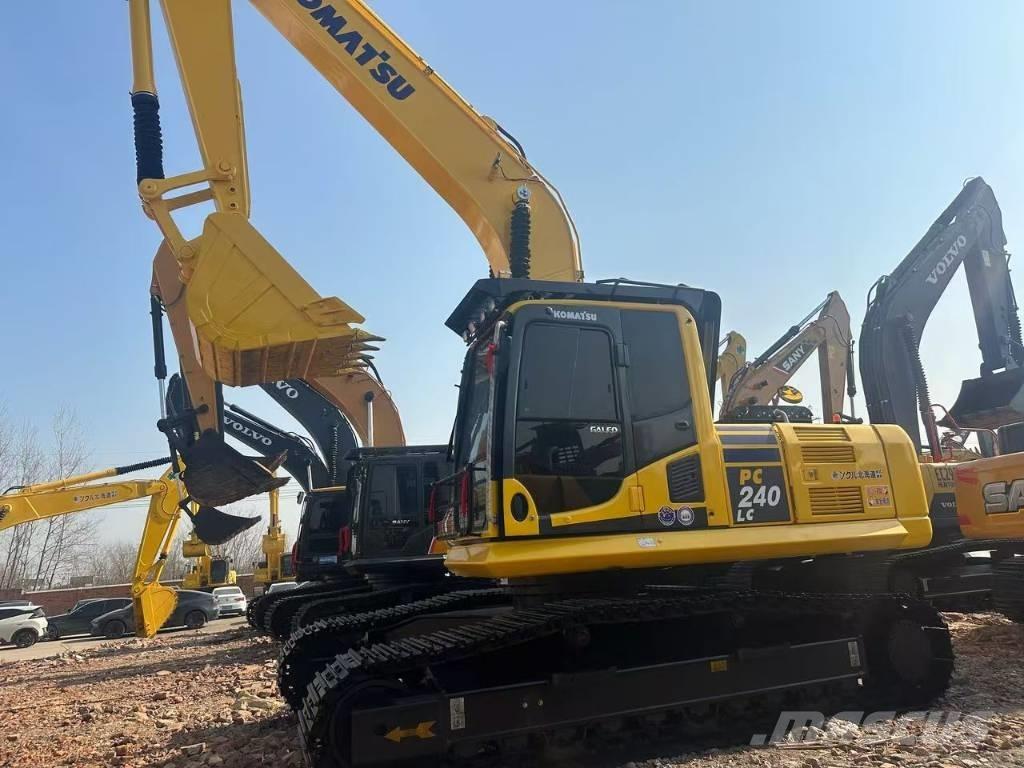Komatsu PC 240 Εκσκαφείς με ερπύστριες