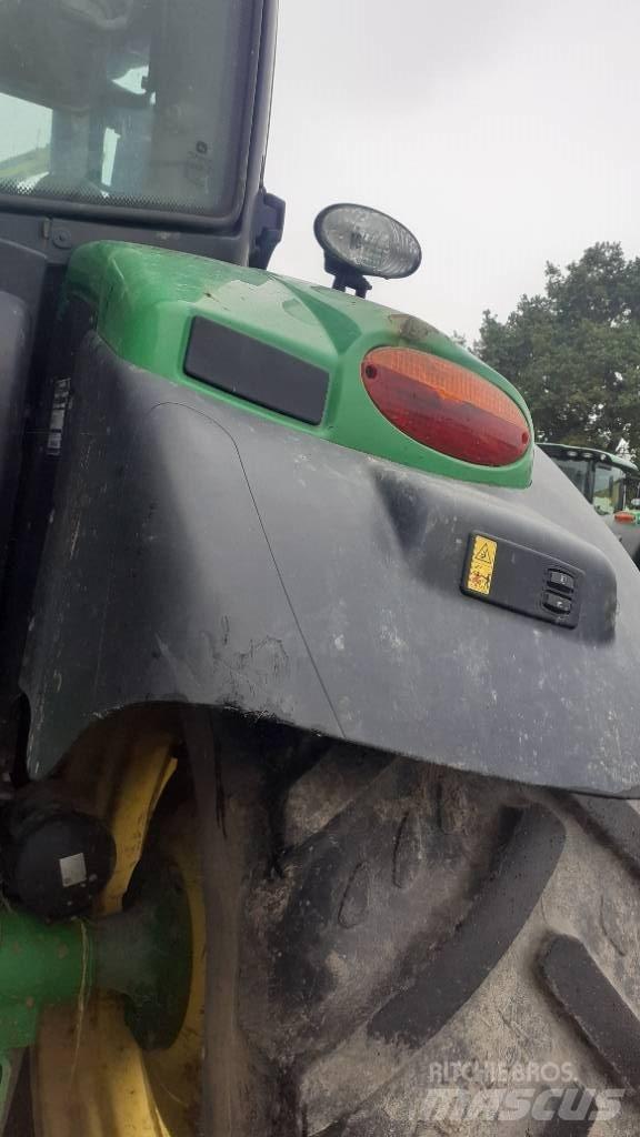 John Deere 6130 R Τρακτέρ