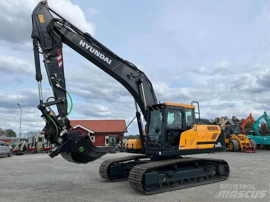 Hyundai HX 220 Εκσκαφείς με ερπύστριες