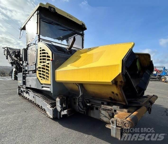 Bomag BMF 2500 S Επίστρωση ασφάλτου