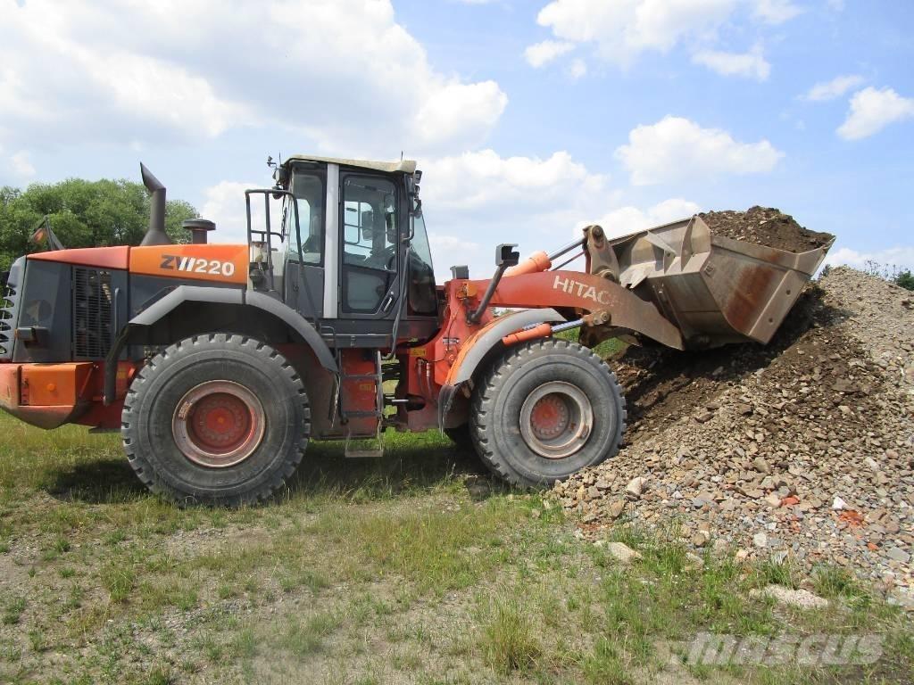 Hitachi ZW 220  Waage Φορτωτές με λάστιχα (Τροχοφόροι)