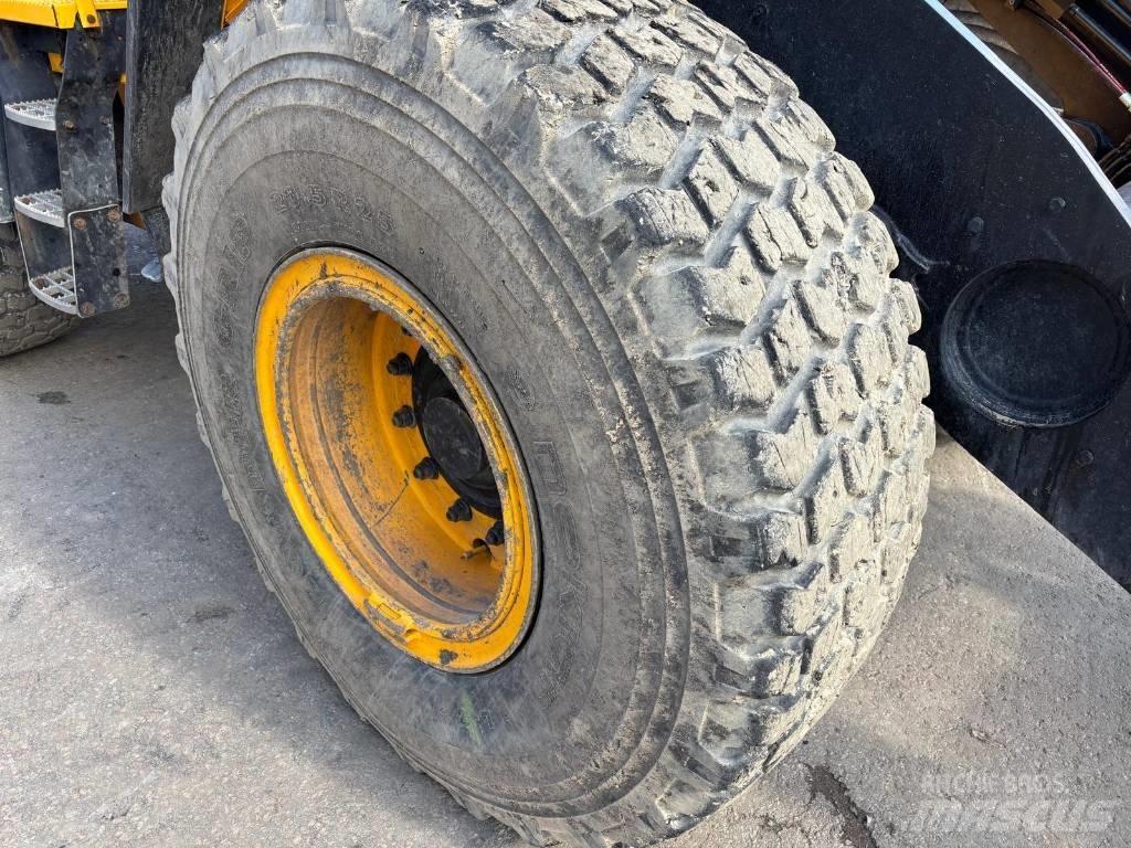 JCB 437 HT Φορτωτές με λάστιχα (Τροχοφόροι)