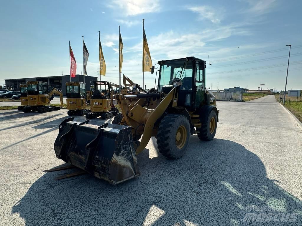 CAT 908M Φορτωτές με λάστιχα (Τροχοφόροι)