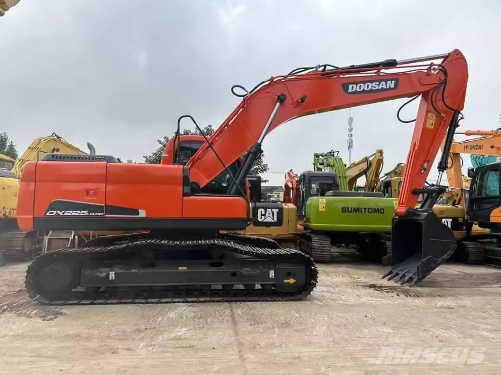 Doosan DX 225 LC-9C Εκσκαφείς με ερπύστριες