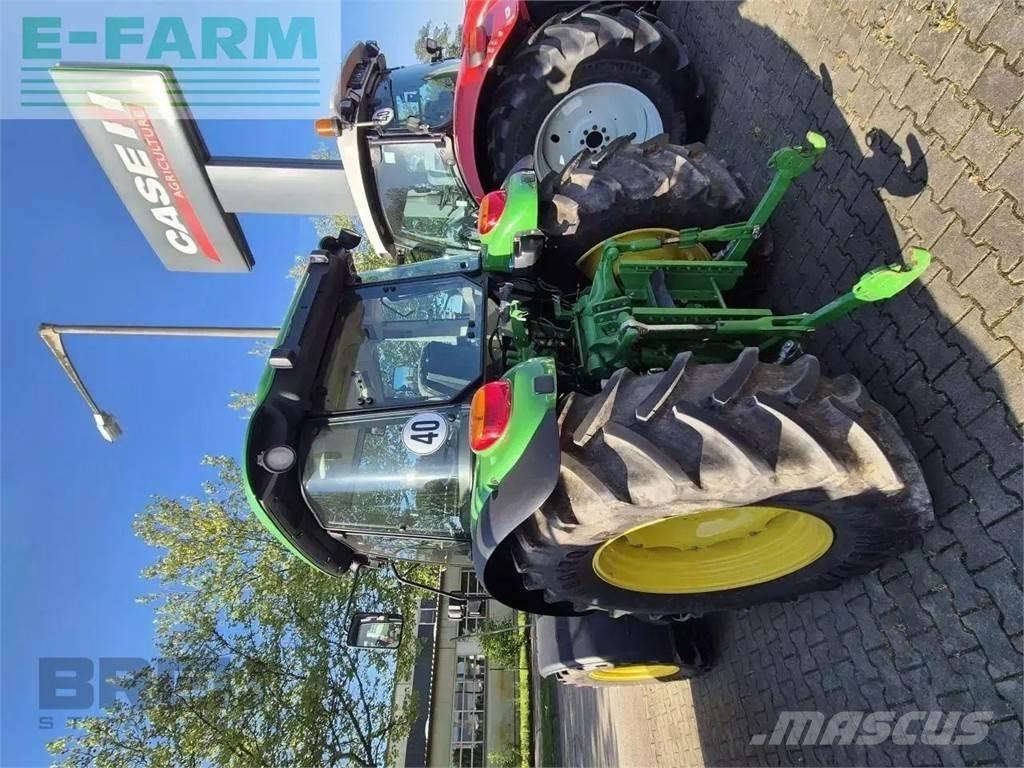 John Deere 5070 m Τρακτέρ