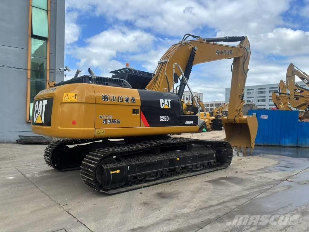 CAT 325 D Εκσκαφείς με ερπύστριες