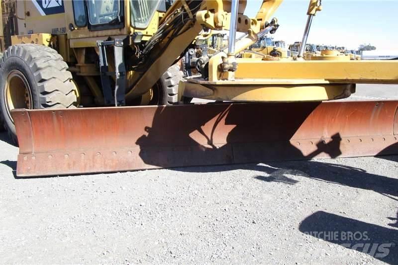 CAT 140K Γκρέιντερς
