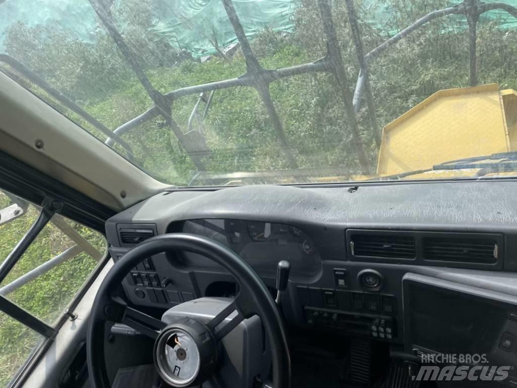 Komatsu HD 605-7 Άκαμπτα Dumper με ανατρεπόμενο κάδο