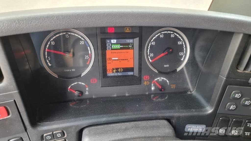 Scania R 560 Τράκτορες