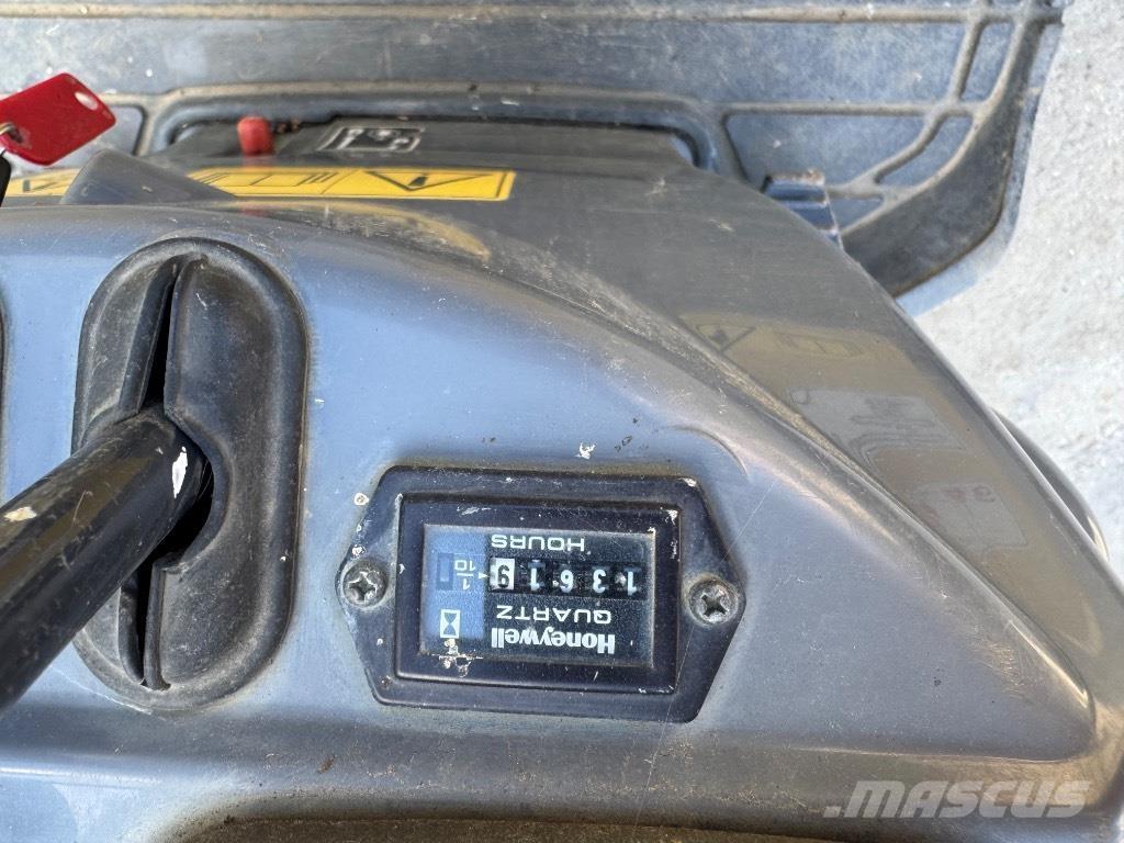 Yanmar SV08 (1C603) Εκσκαφάκι (διαβολάκι) < 7t