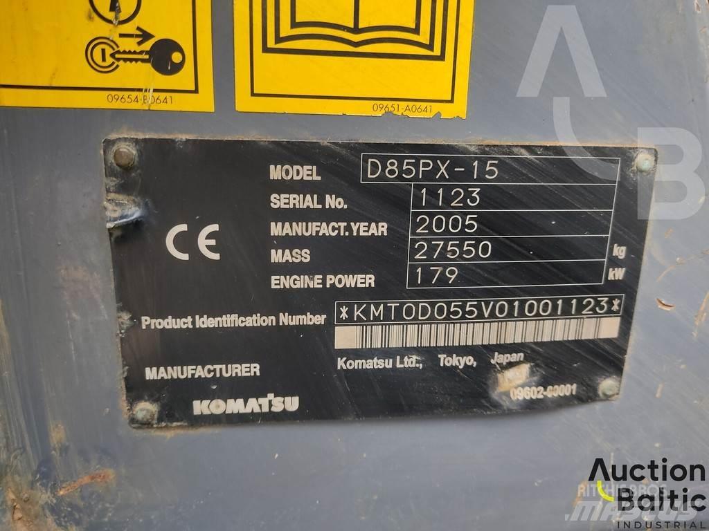 Komatsu D85PX-15 Μπουλντόζες με ερπύστριες