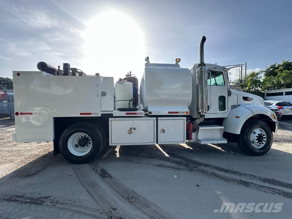 Peterbilt 335 Βυτιοφόρα φορτηγά