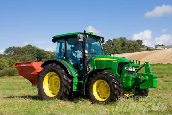 John Deere JD5100R Τρακτέρ