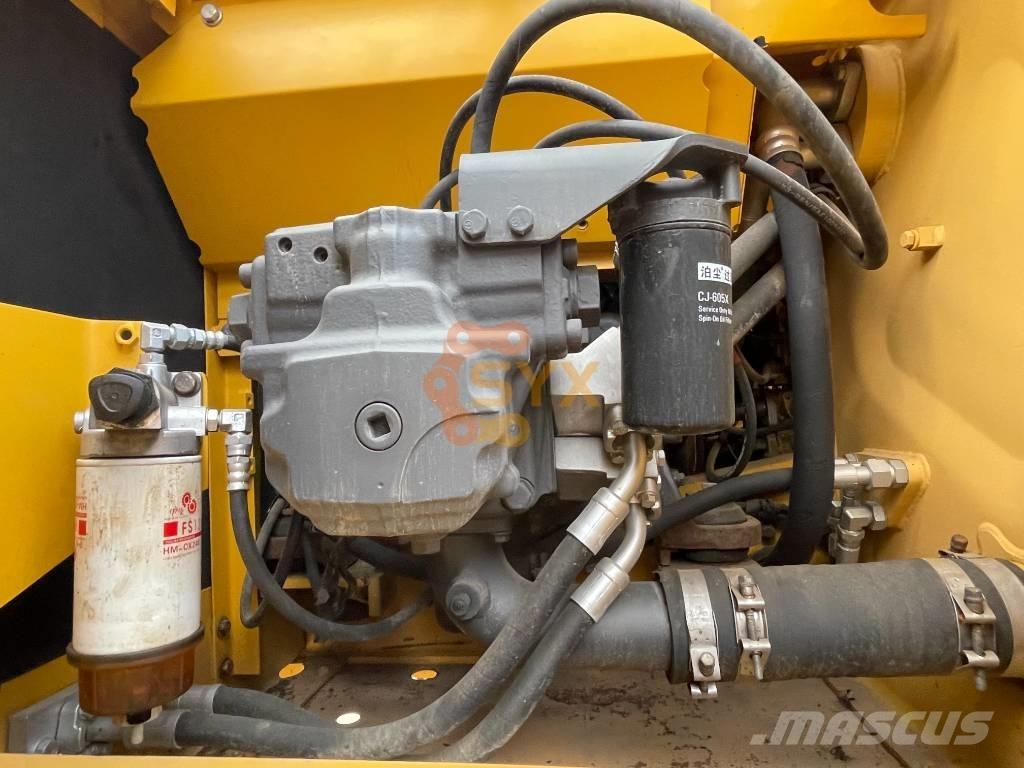 Komatsu PC 240-8 Εκσκαφείς με ερπύστριες