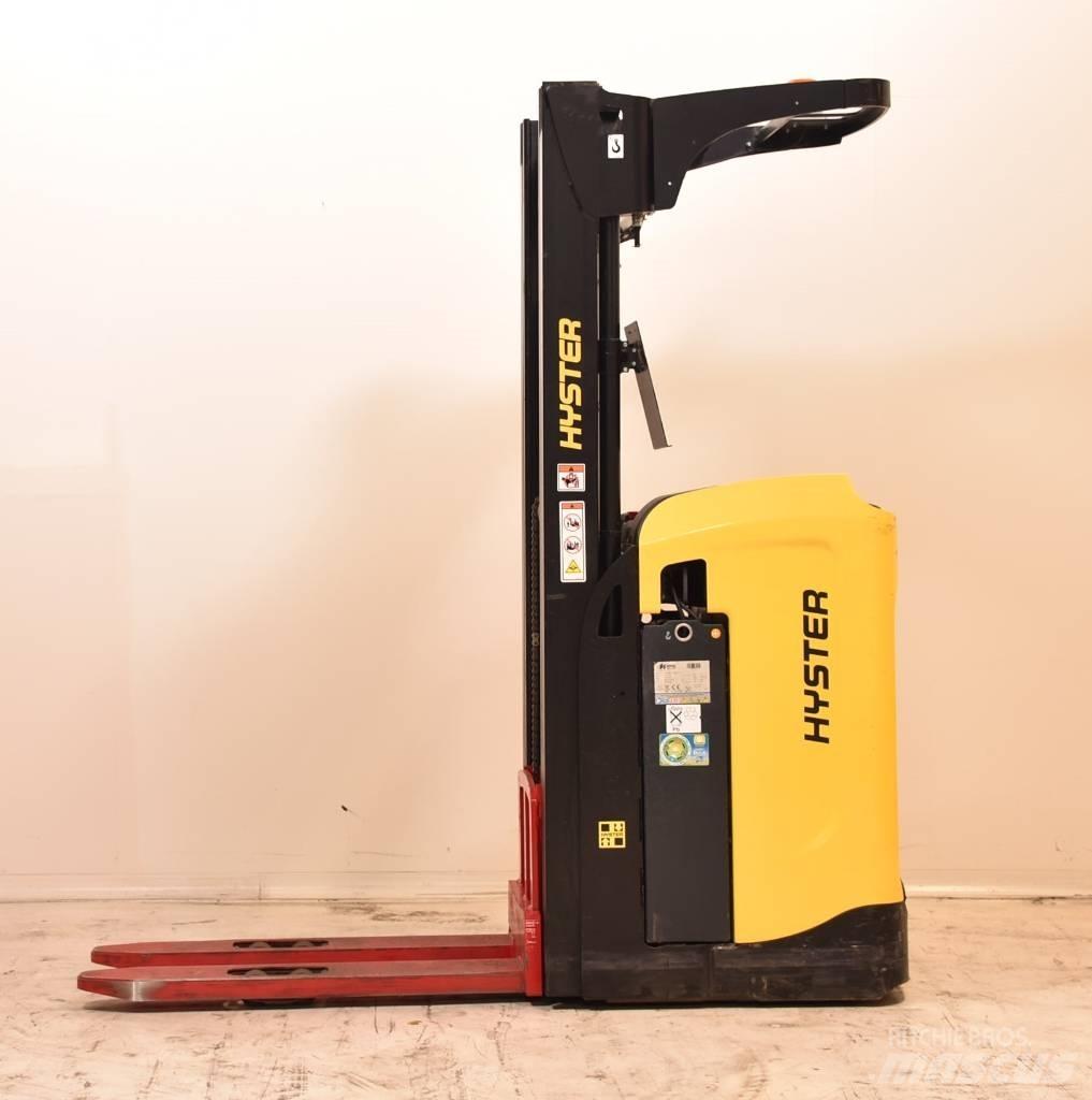 Hyster RS1.6-24 Ηλεκτρικά παλετοφόρα με ιστό