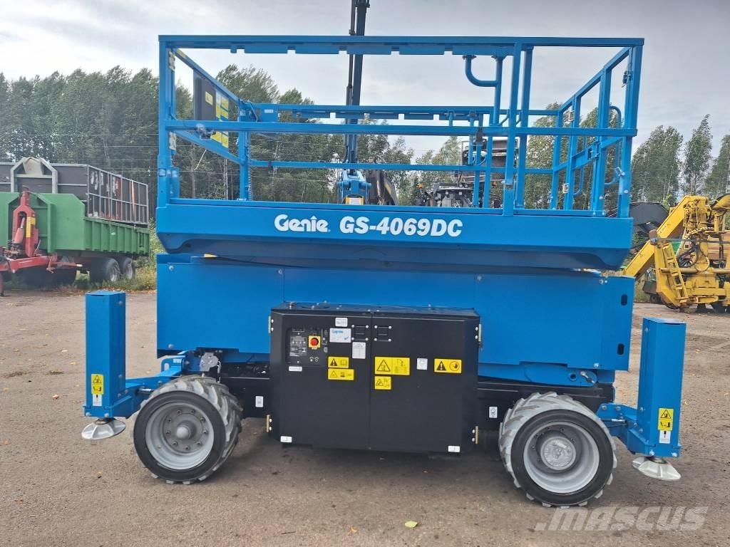 Genie GS-4069 DC Ανυψωτήρες ψαλιδωτής άρθρωσης