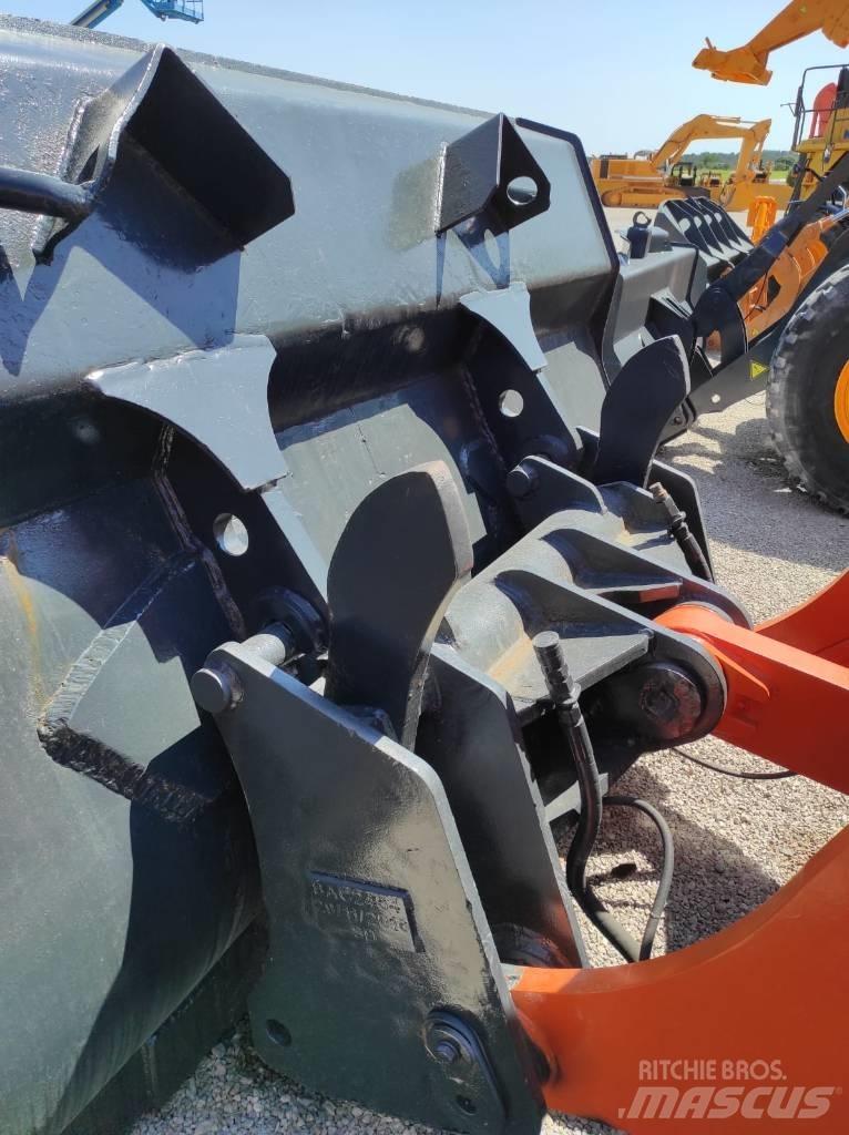 Doosan DL 350-5 Φορτωτές με λάστιχα (Τροχοφόροι)
