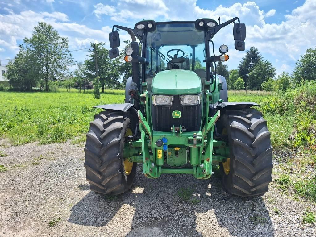John Deere 5125R Τρακτέρ