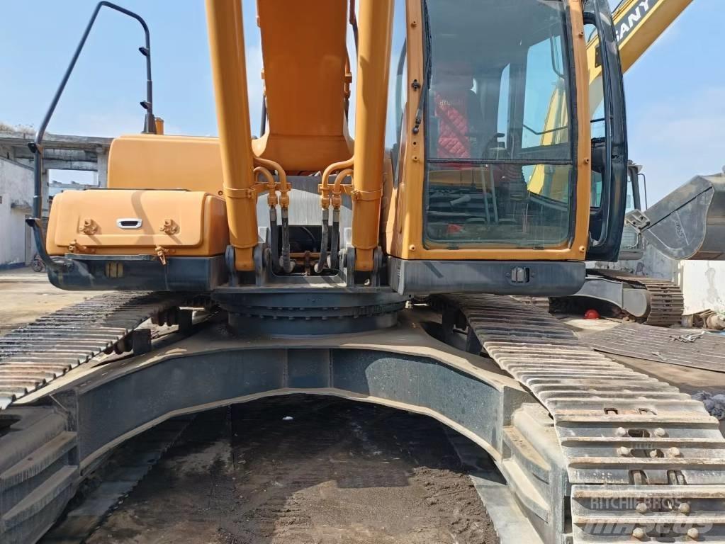 Hyundai 305-9 Εκσκαφείς με ερπύστριες
